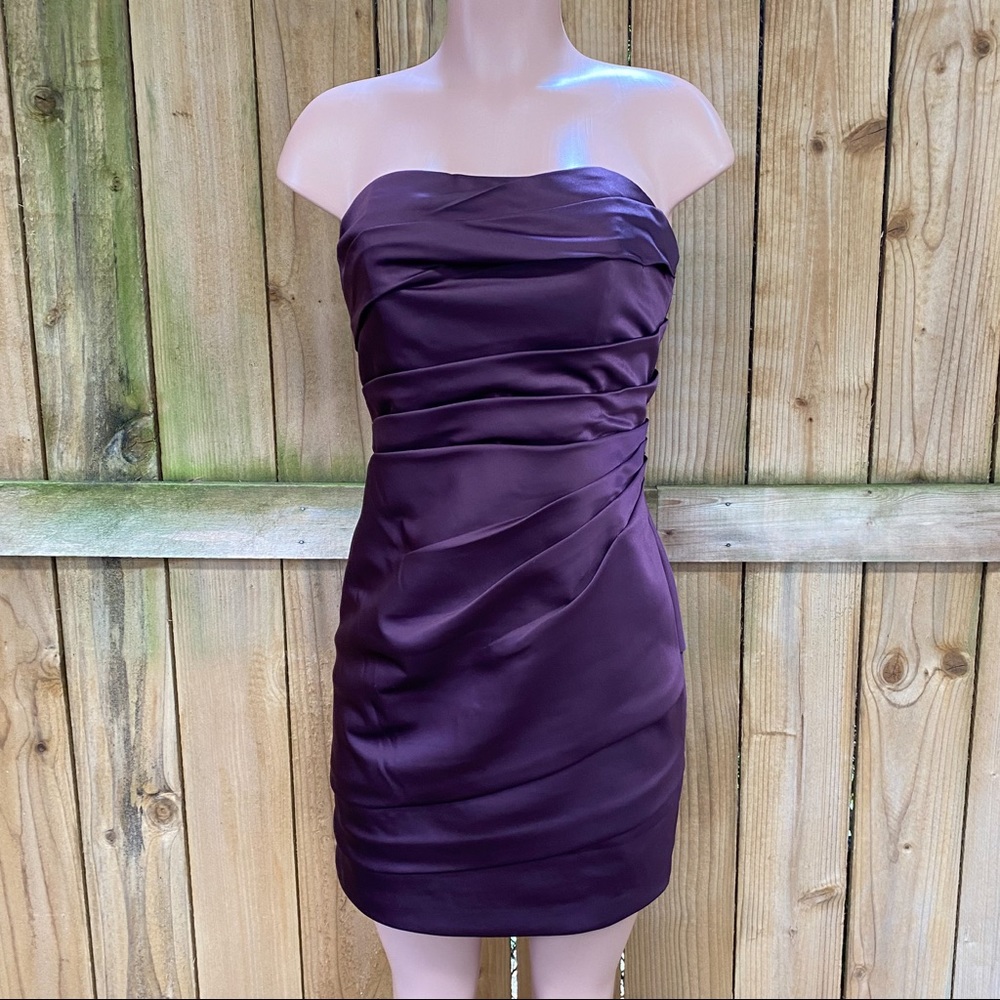 David’s Bridal F14212 Satin Strapless Dress GUC